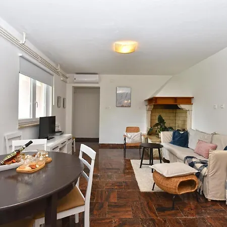 بيت للعطل Mit Privatpool Fuer 12 Personen Ca 120 Qm In Jakovici, Istrien Binnenland Von Istrien Tinjan
