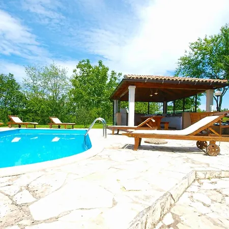 بيت للعطل Mit Privatpool Fuer 12 Personen Ca 120 Qm In Jakovici, Istrien Binnenland Von Istrien